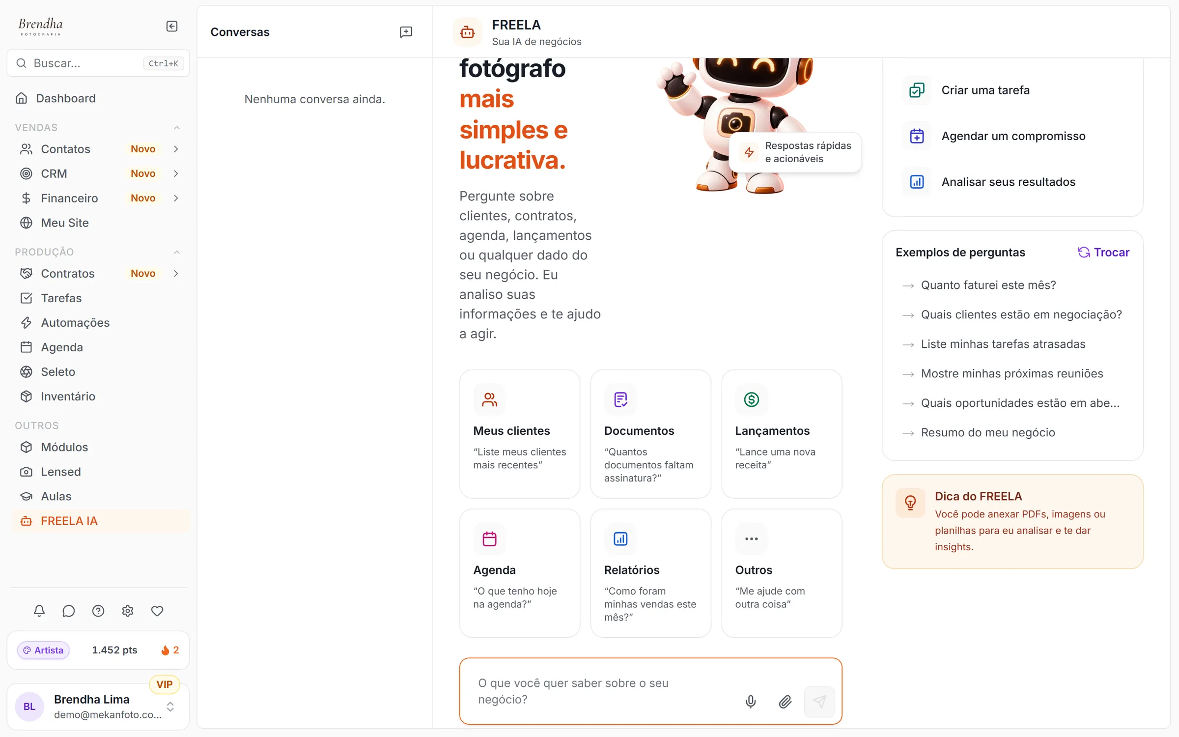 Tela do FREELA, o assistente de IA da Mekan Foto, com atalhos e exemplos de perguntas sobre clientes, agenda e faturamento